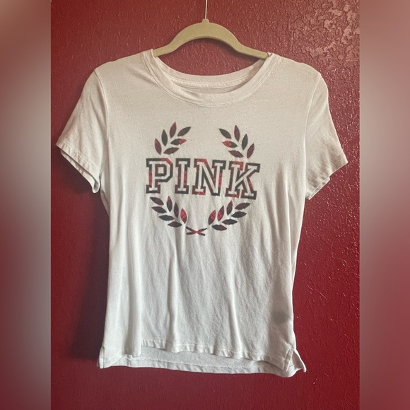 Pink shirt - Picture 1 of 2